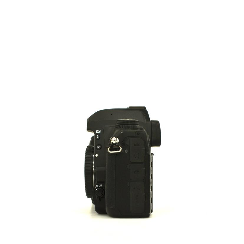 Nikon/デジタル一眼／D780　ボディ/D780 ボディ//2003187/ABランク/75