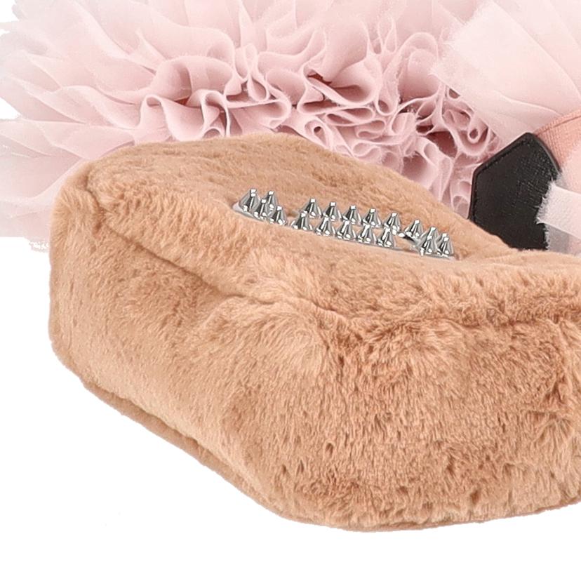 MARC　JACOBS× マークジェイコブス＊TOMOKOIZUM/マーク×トモコイズミ／THE　PLUSHスナップショット/TOMO KOIZUMI//Aランク/75