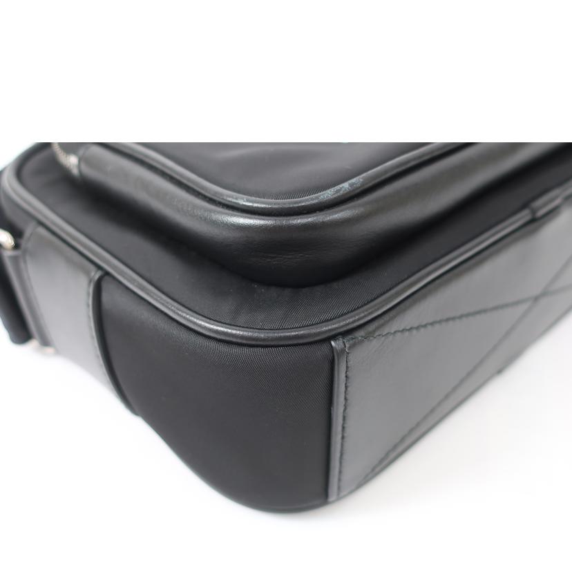 BURBERRY バーバリー/パディー　ショルダーバッグ　斜め掛け　ブラック//ABランク/65