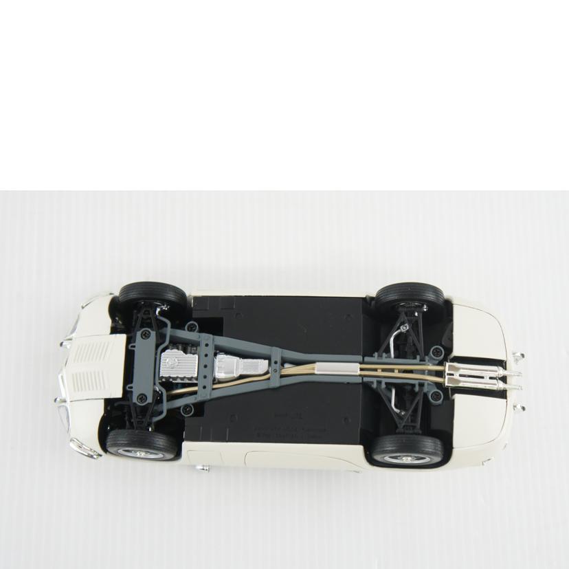 EBBRO エムエムビー/1／24スケール　TOYOTA　2000GT/24030//Aランク/64