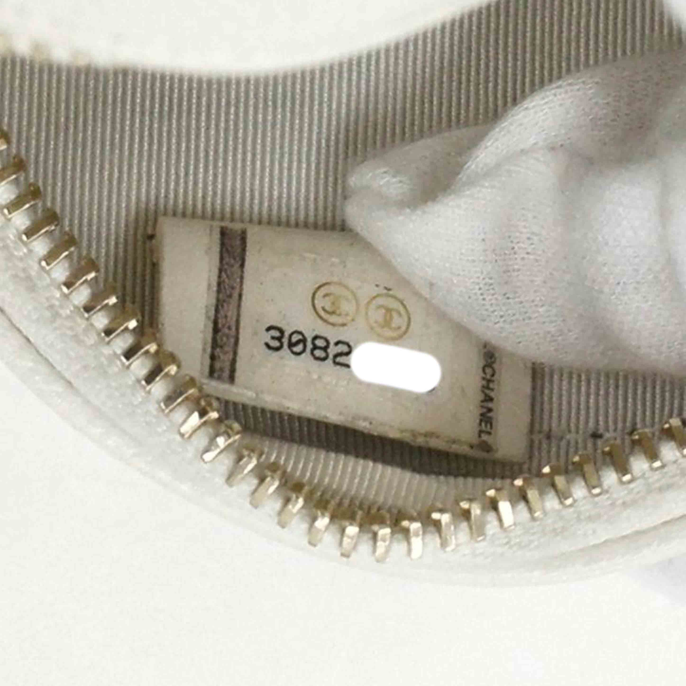 CHANEL シャネル/ポシェットマトラッセ／キャビアスキンラウンドショルダー／ホワイト//308*****/Aランク/91