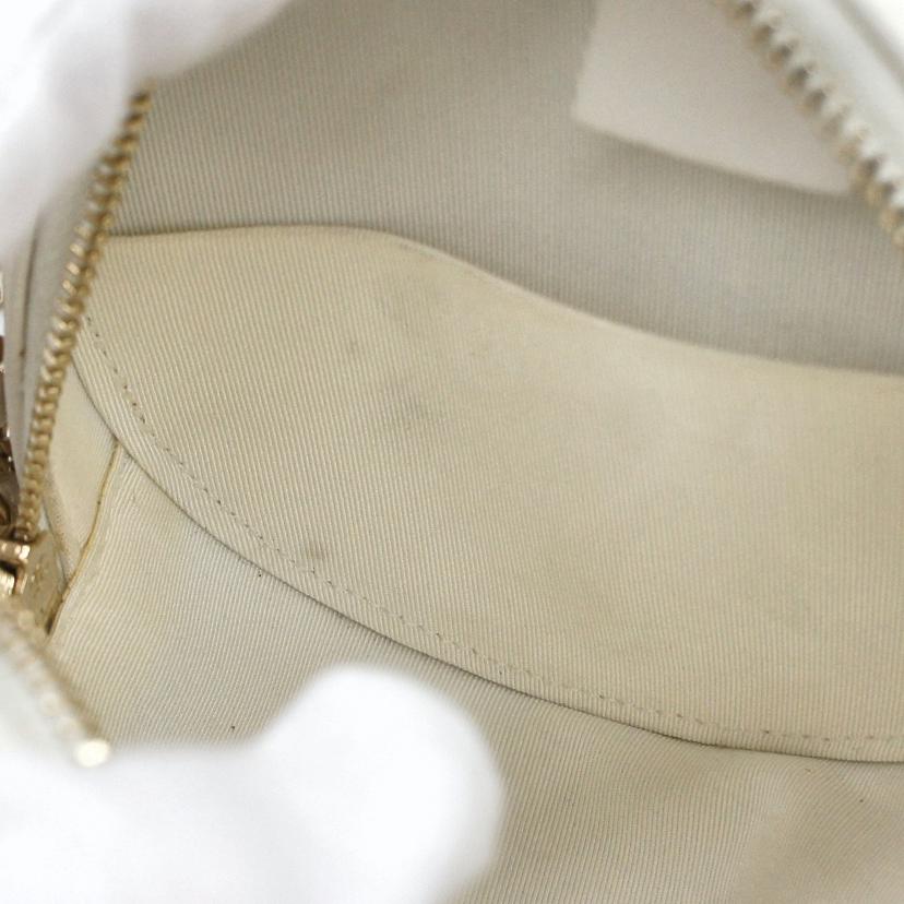 CHANEL シャネル/ポシェットマトラッセ／キャビアスキンラウンドショルダー／ホワイト//308*****/Aランク/91