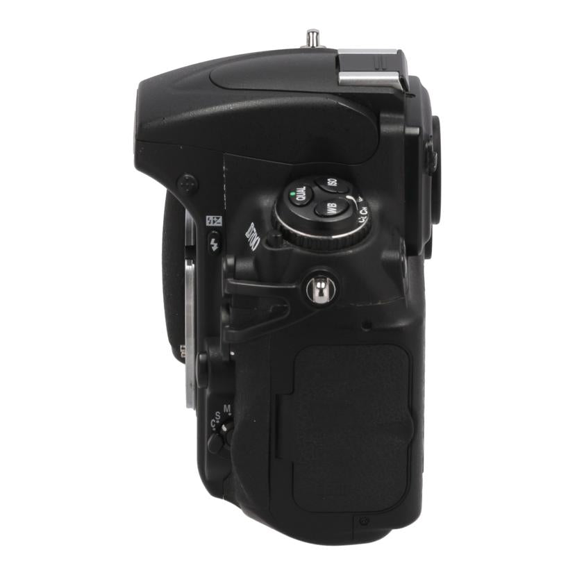 Nikon ニコン /デジタル一眼 ボディ/D700 ﾎﾞﾃﾞｨ//2107990/Bランク/42