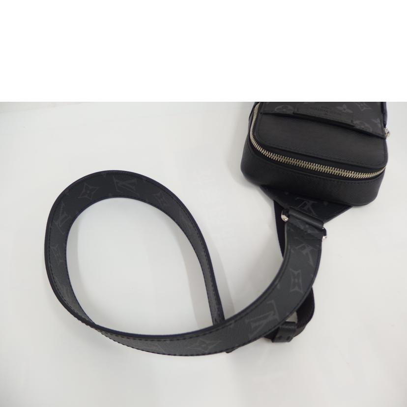 LV ﾙｲｳﾞｨﾄﾝ/タイガラマ　アウトドア　スリング　ウエストバッグ　/M30741//ICﾀ**/Aランク/82