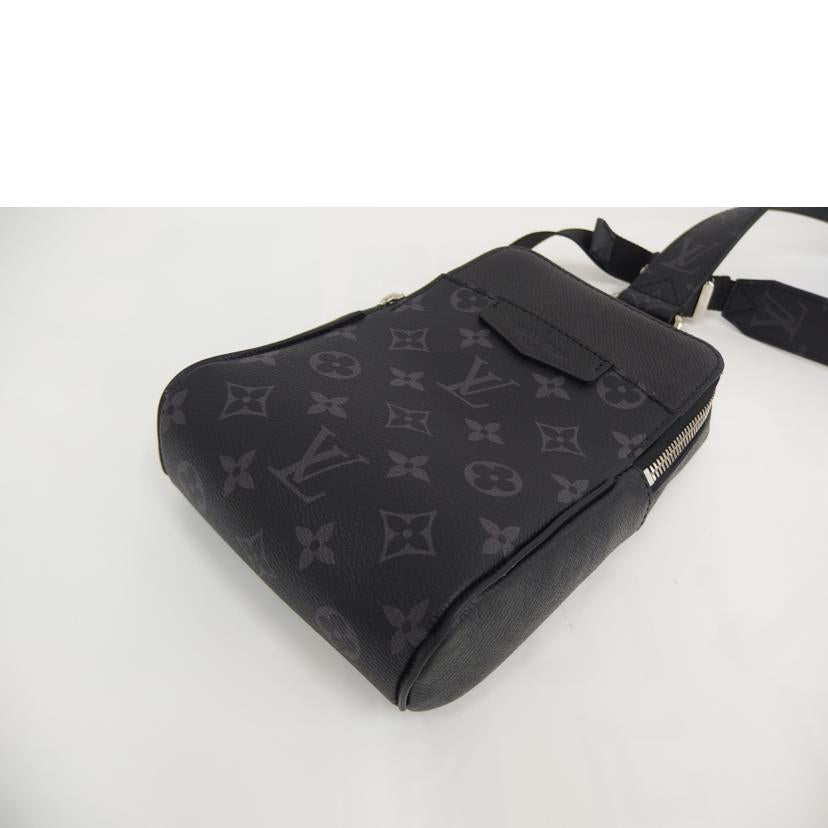LV ﾙｲｳﾞｨﾄﾝ/タイガラマ　アウトドア　スリング　ウエストバッグ　/M30741//ICﾀ**/Aランク/82