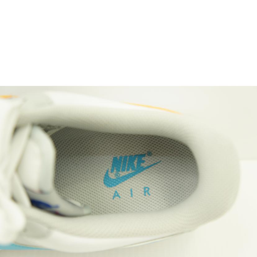 NIKE ナイキ/AIR　FORCE1　＇07　LV8　EMB/DC8874-100//Aランク/09