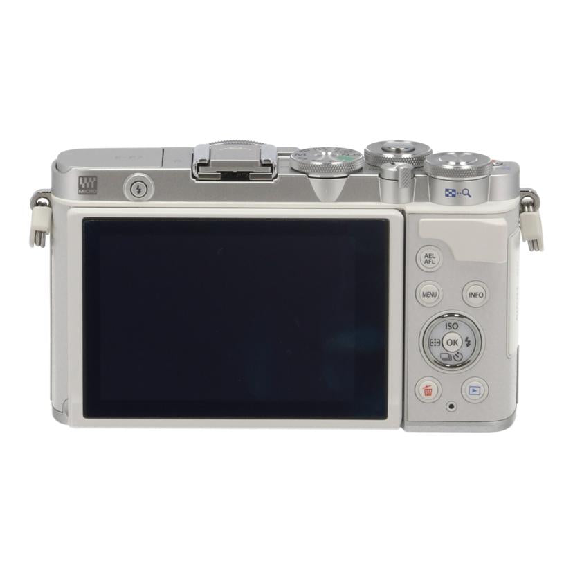 OLYMPUS オリンパス　/ミラーレス一眼　ダブルズームキット/E-P7 ﾀﾞﾌﾞﾙｽﾞｰﾑｷｯﾄ//BJKA09956/Aランク/67