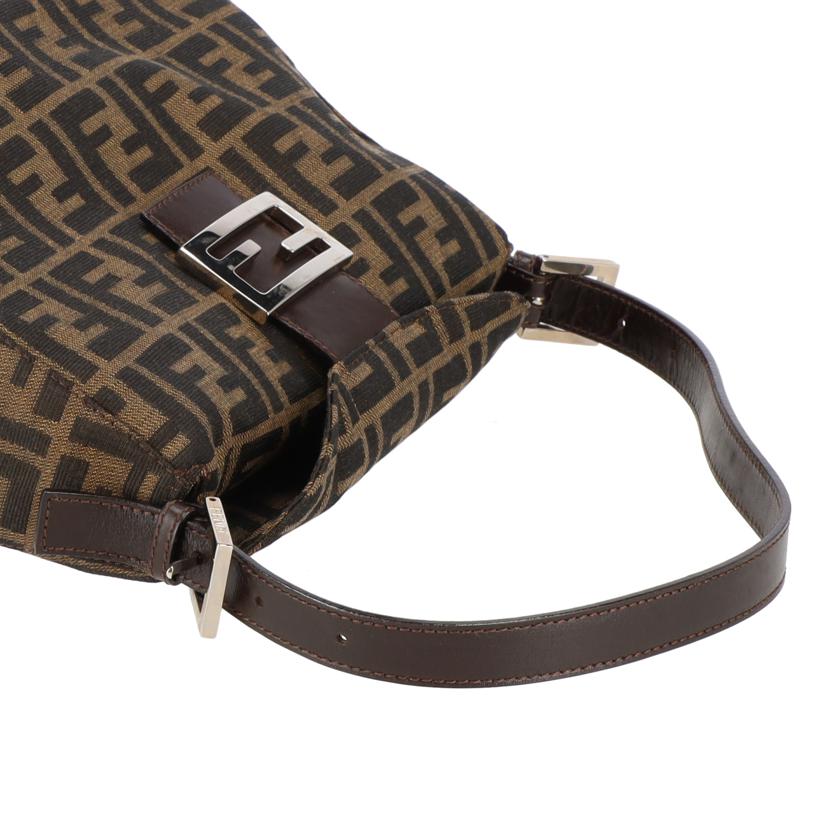 FENDI フェンディ/マンマバケットワンショオルダー//Aランク/81