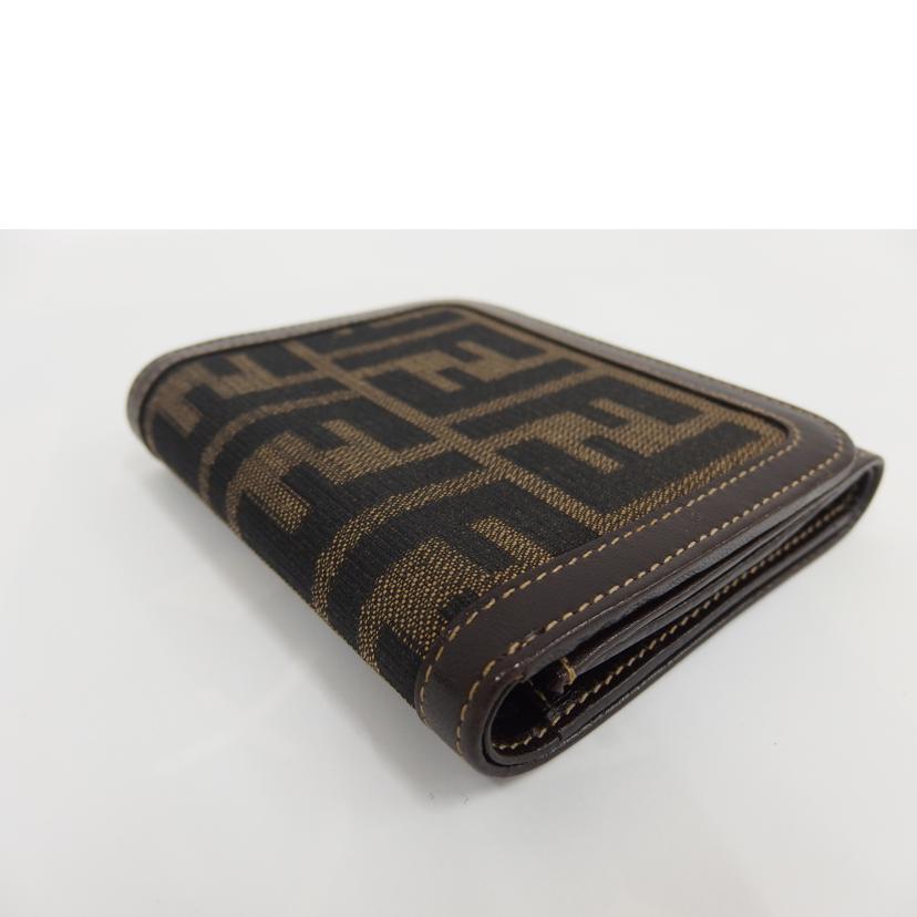 FENDI ﾌｪﾝﾃﾞｨｰ/ズッカ柄三つ折財布//ABランク/82