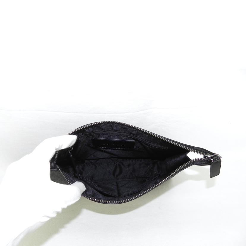 MICHAEL　KORS マイケルコース/MICHAEL　KORS／　クラッチバッグ　／シグネチャー//Aランク/81