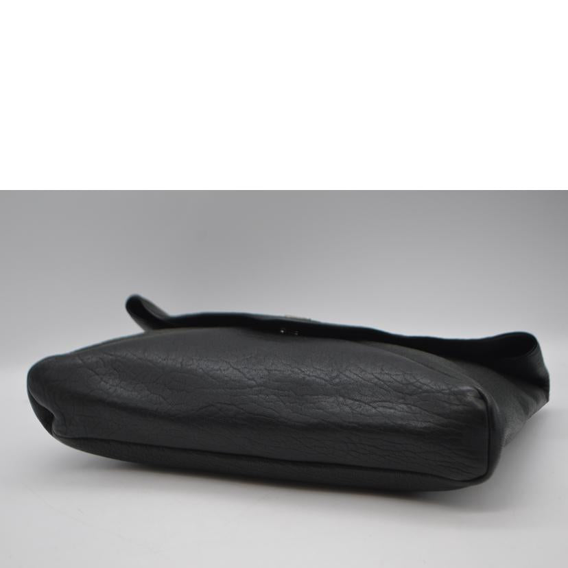 SAINT　LAURENT サンローラン/エンベロープカサンドルラムレザークラッチバッグ/778181//072*/ABランク/89