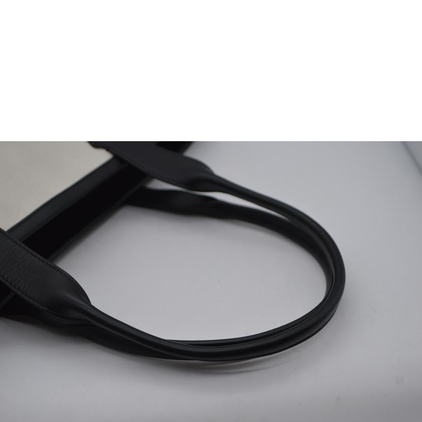 BALENCIAGA　 バレンシアガ/シティーズパリジャンボスモールレザーハンド／ホワイト/692068//926**********/SAランク/89