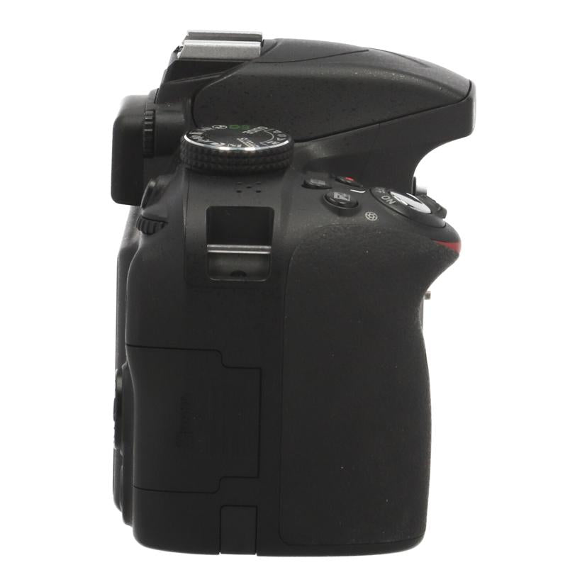 Nikon ニコン　/デジタル一眼　ボディ/D3300 ﾎﾞﾃﾞｨ//2009041/Bランク/78