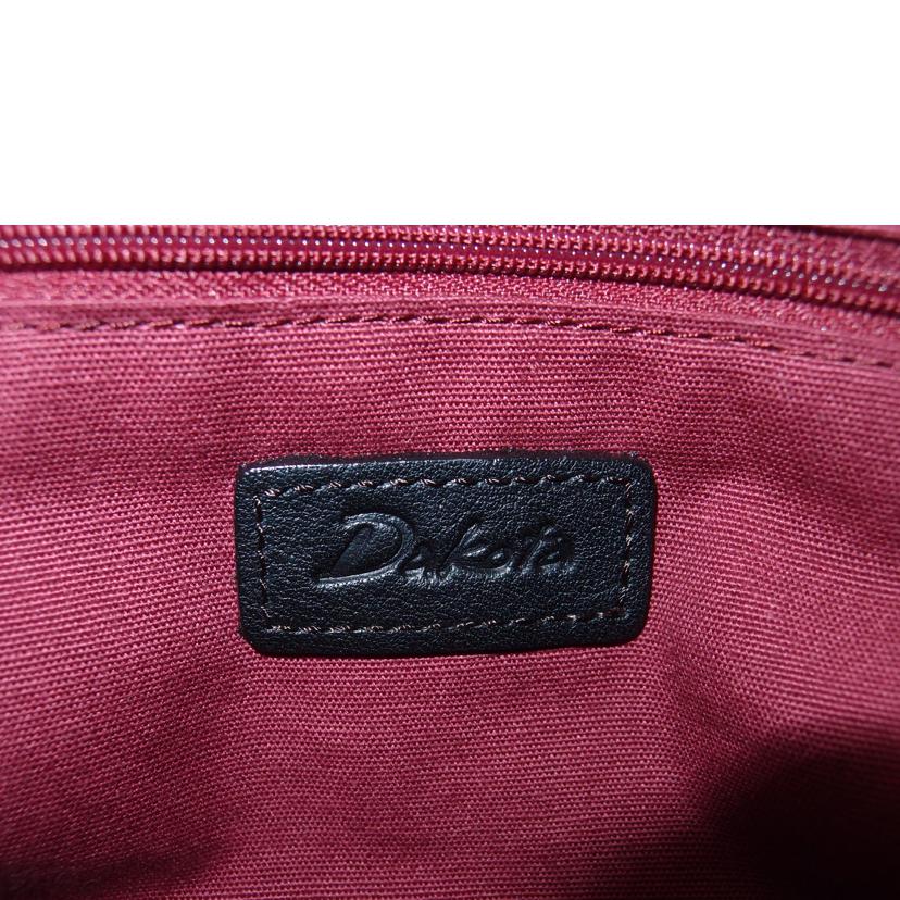 Dakota ダコタ/Dakota　レザーショルダーバッグ//SAランク/69