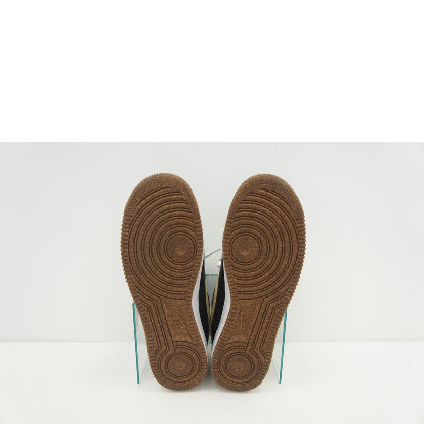 NIKE ナイキ/AIR　FORCE1　’07　LV8/CZ0338-001//Aランク/09