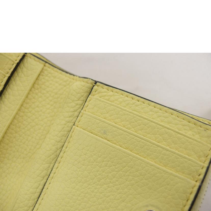 ＶＡＬＥＮＴＩＮＯ バレンティノ/ロックスタッズ／コンパクトウォレット／イエロー//Bランク/04