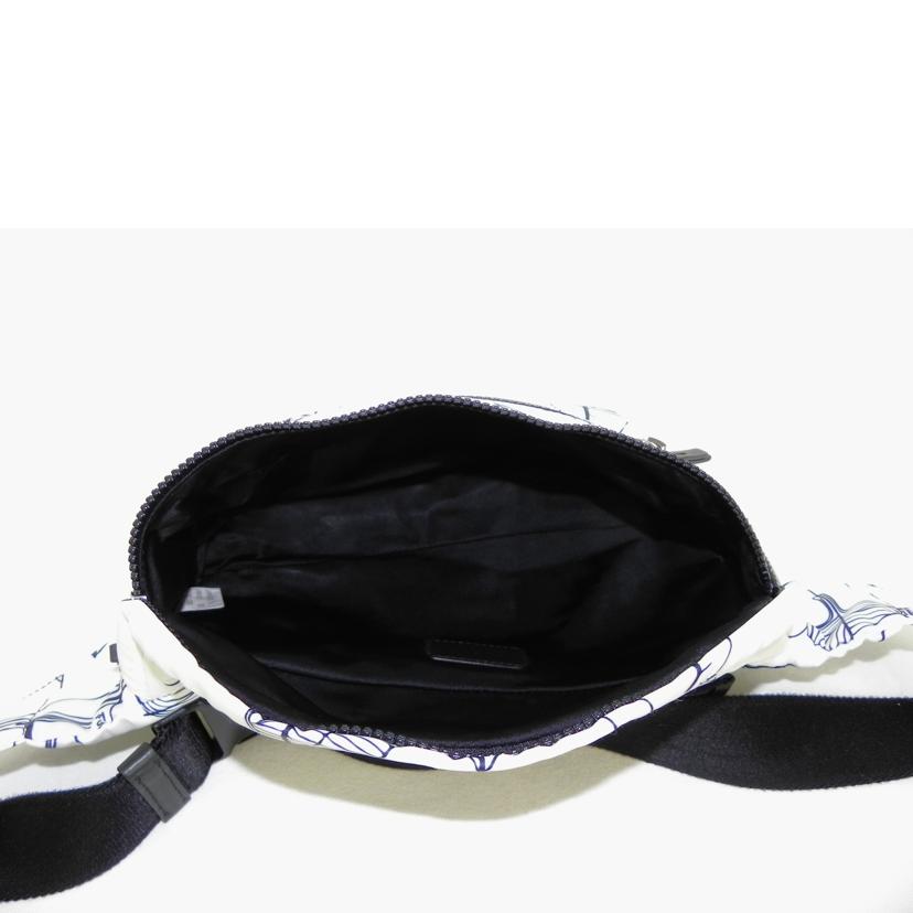 FURLA フルラ/FURLA　／　ヨット柄　ウエストバッグ//Bランク/81