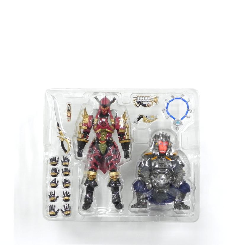 BANDAI バンダイ/S.H.Figuarts バスコ＆サリー/海賊戦隊ゴーカイジャー//Aランク/81