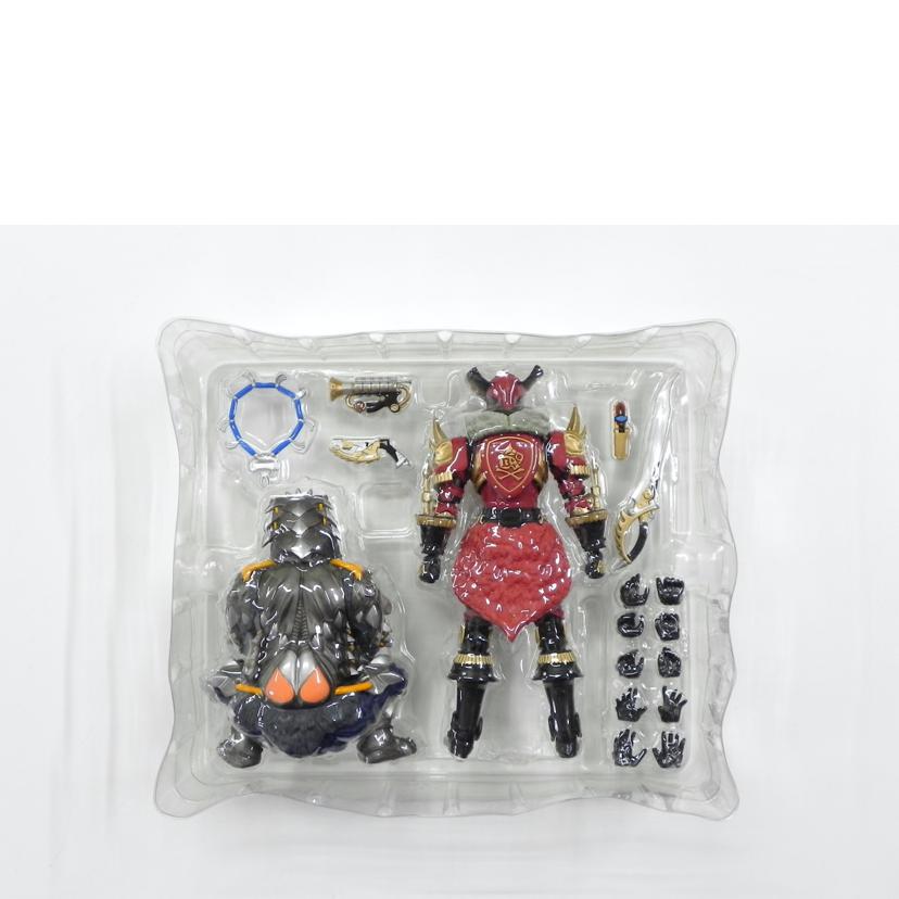 BANDAI バンダイ/S.H.Figuarts バスコ＆サリー/海賊戦隊ゴーカイジャー//Aランク/81