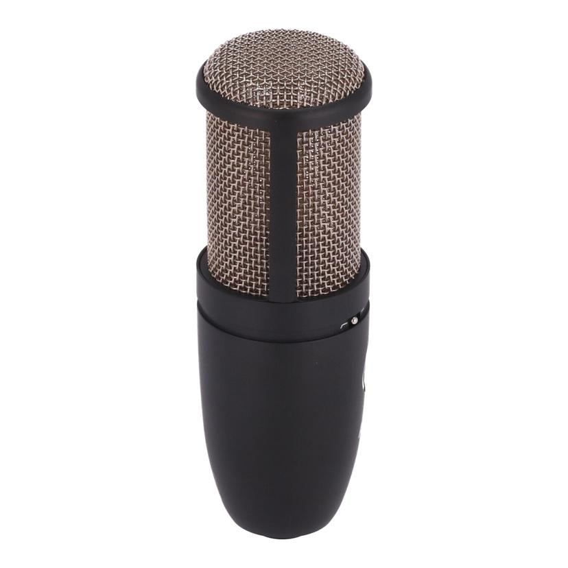AKG エーケージー アーカーゲー　/コンデンサーマイク/P220//-/Aランク/67