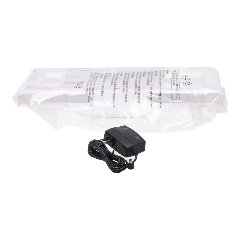 CASIO カシオ　/ポータブルキーボード／Casiotone/CT-S200//876EDC112011433AAD/Bランク/81