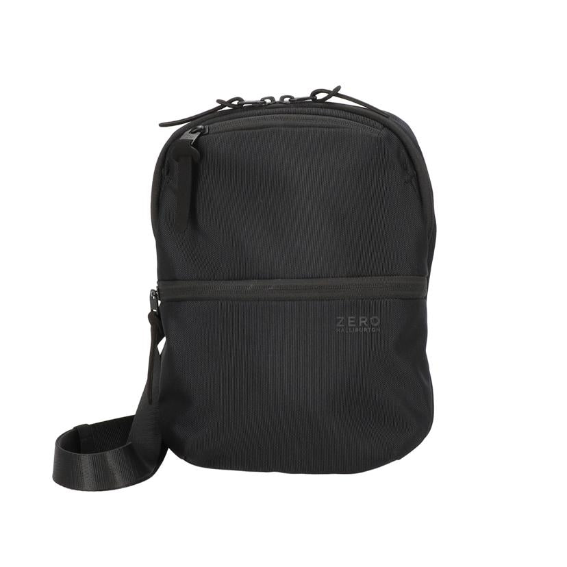 ZERO　HALLIBURTON ゼロハリバートン/ナイロンミニショルダーバッグ／ブラック//Aランク/18
