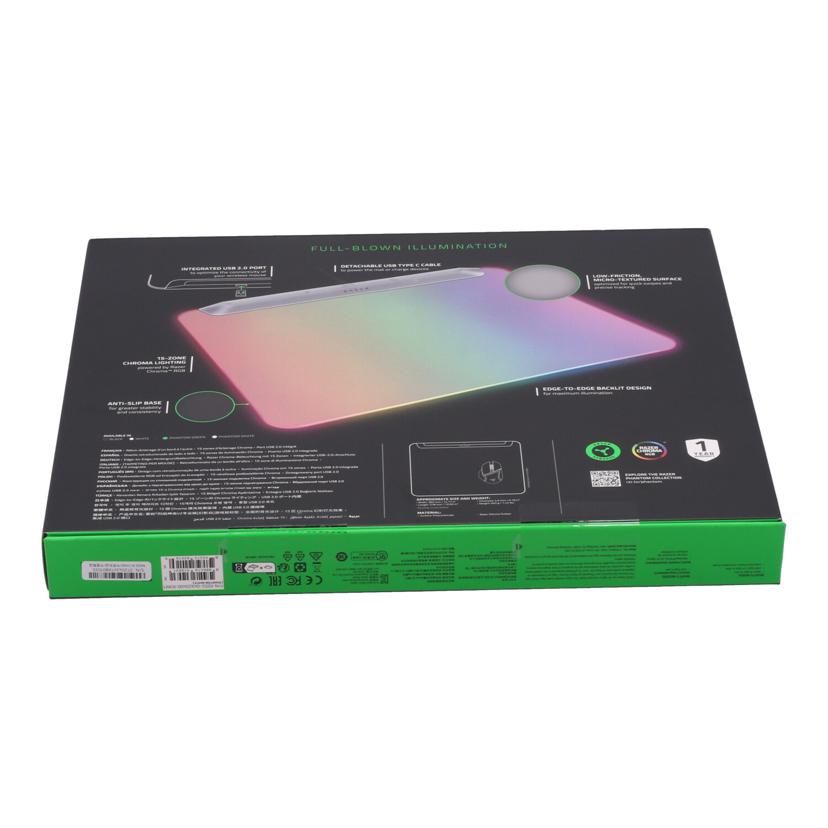 Razer レイザー　/ゲーミングマウスパッド／未使用/RZ02-04920400-R3M1//ST2542V19801035/Sランク/78