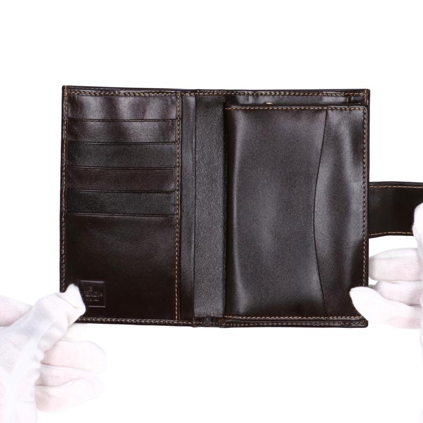 ＦＥＮＤＩ フェンディ/ズッカ柄がま口２つ折り財布/2251-01692・089//Aランク/75