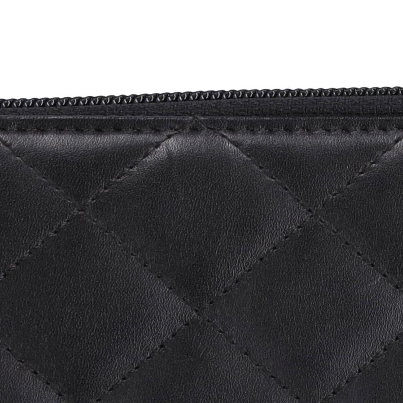 ＣＨＡＮＥＬ　 シャネル　CHANEL　カンボンライン長財布　ココマーク白　ブラック　ラウンドジップ　　/カンボンライン長財布黒／ココマーク白//105*****/ABランク/37