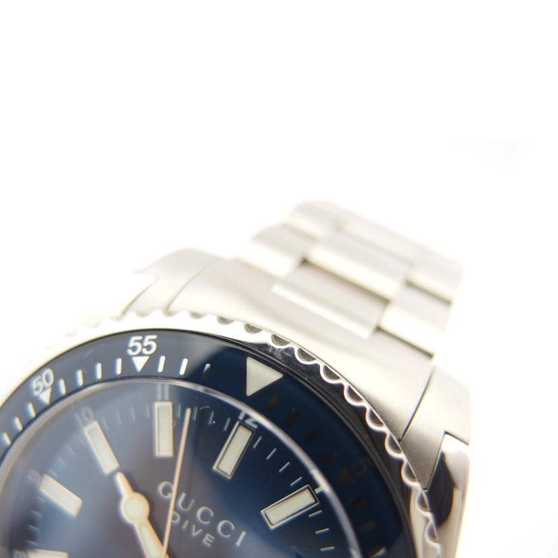 【新品】腕時計 グッチ ダイヴ ネイビー YA136311 メンズ