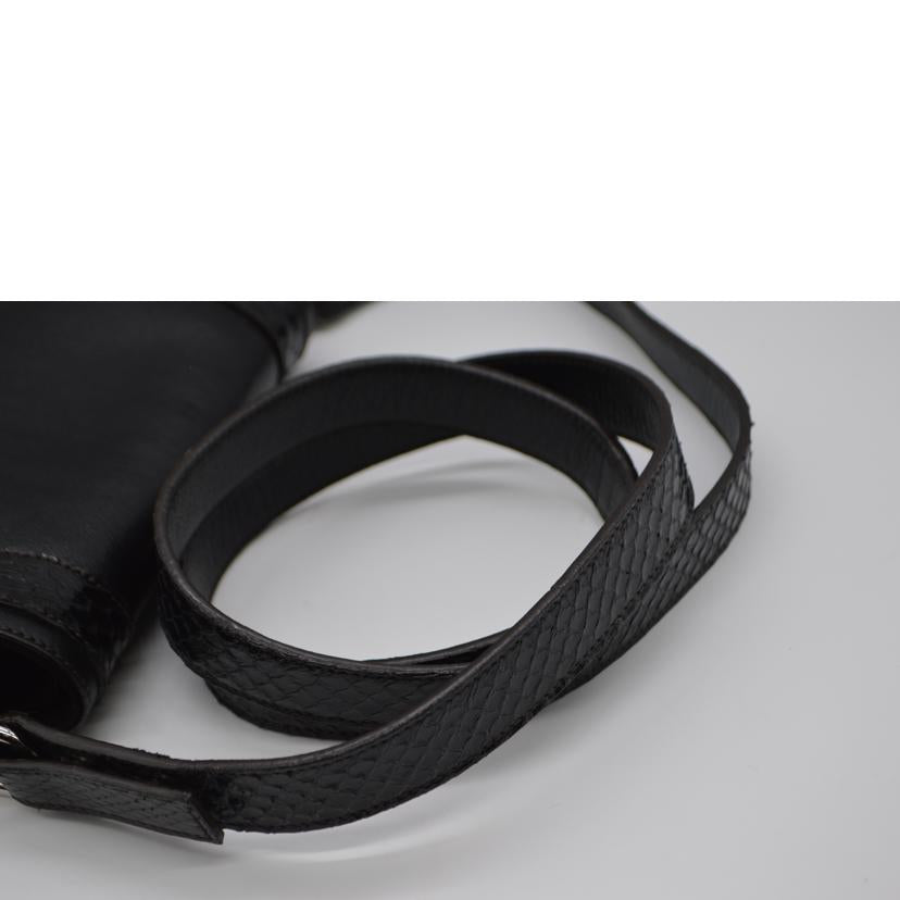 Ｃａｒｔｉｅｒ カルティエ/マルチェロ・ドゥ・カルティエサドルバックＳＭ／ノワール/L0161293//TL010837/Aランク/89
