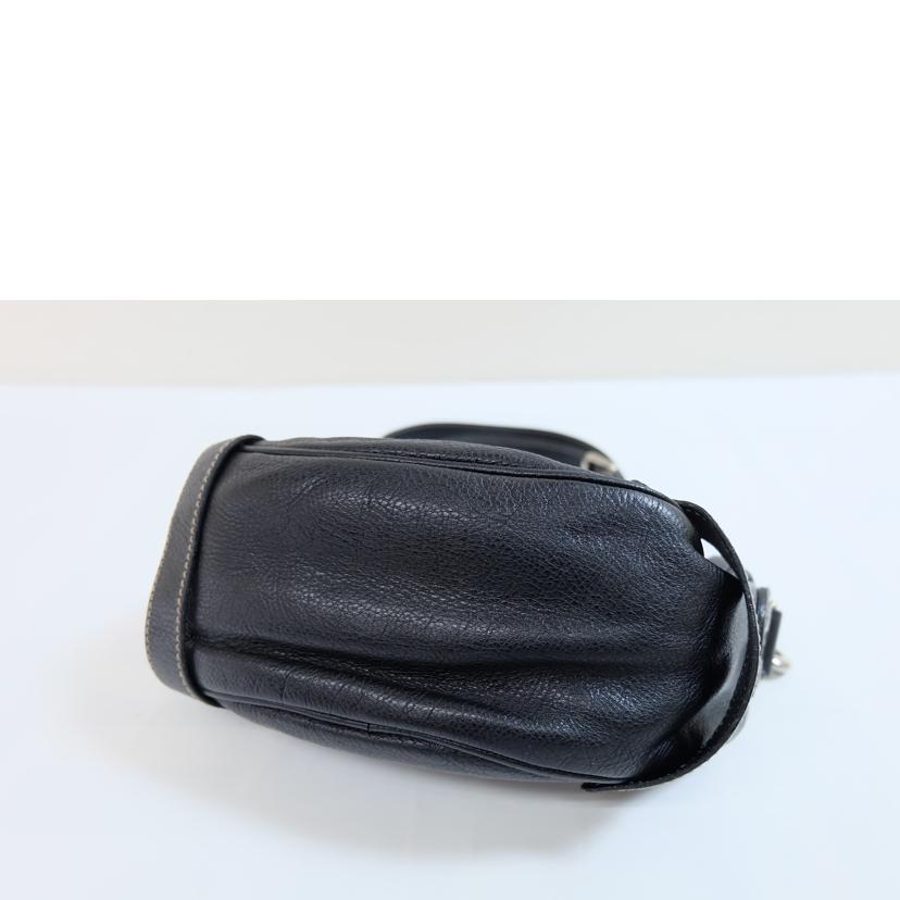　　ＧＵＣＣＩ グッチ/レザーボディバック／ショルダーバック/223337//200047/Bランク/71