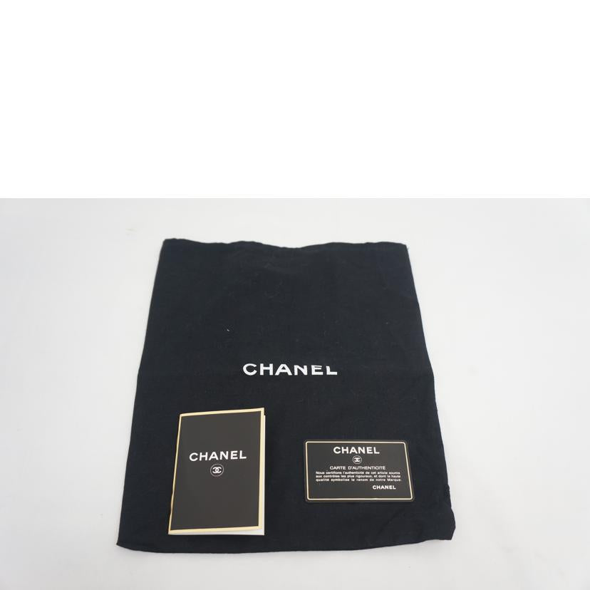 ＣＨＡＮＥＬ シャネル/マトラッセラムスキンＷフラップチェーンショルダー//4338733/ABランク/09