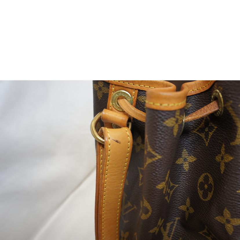 ＬＯＵＩＳ　ＶＵＩＴＴＯＮ ルイヴィトン ルイ・ヴィトン ビトン ショルダーバッグ ハンドバッグ トートバッグ ブラウン メンズ レディース 定番 人気 ＬＶ 斜め掛け 肩がけ/プチノエ／モノグラム/M42226//AR0***/ABランク/92