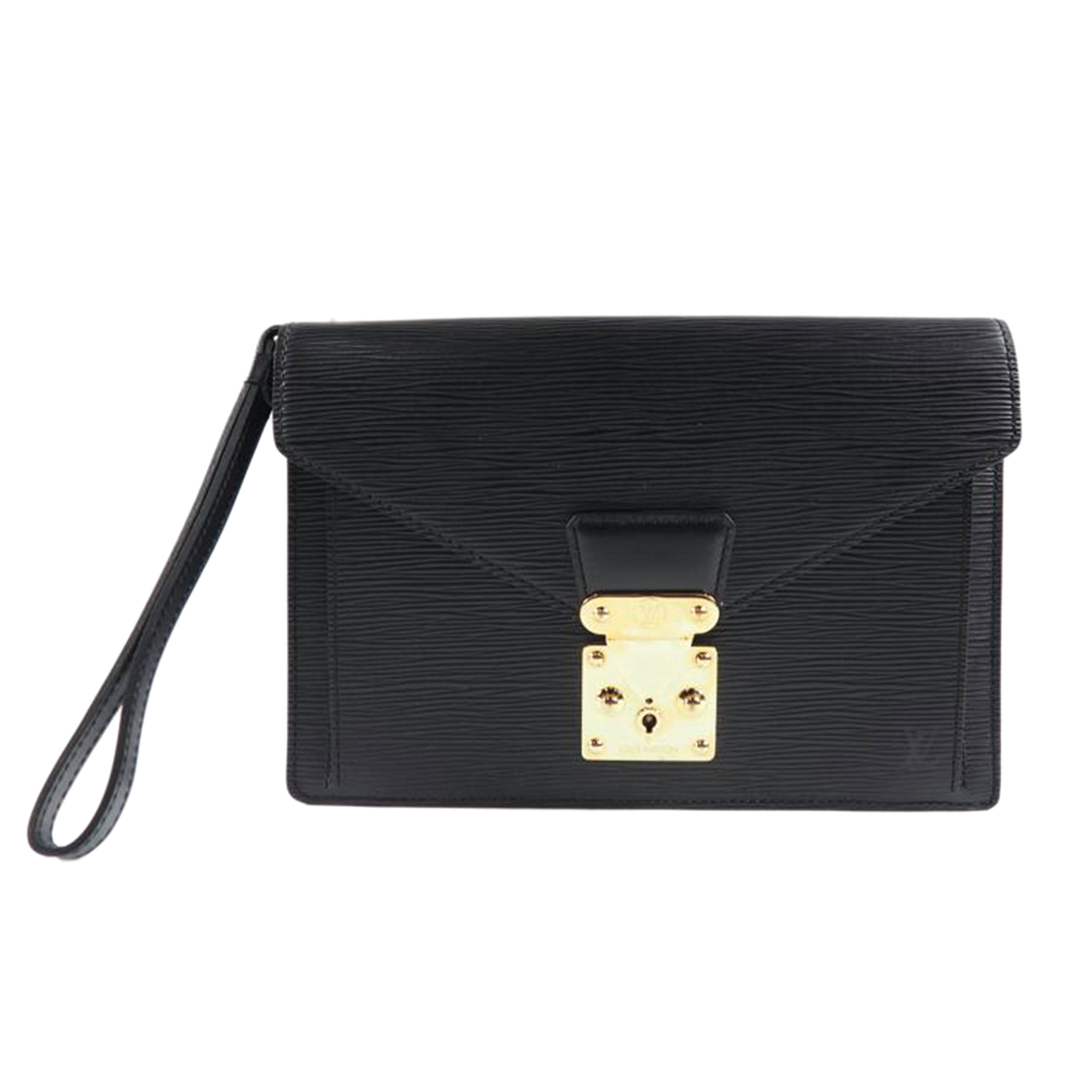 ＬＯＵＩＳ　ＶＵＩＴＴＯＮ ルイヴィトン/ポシェットセリエ　ドラゴンヌ／エピ　ノワール/M52612//VI0031/ABランク/79