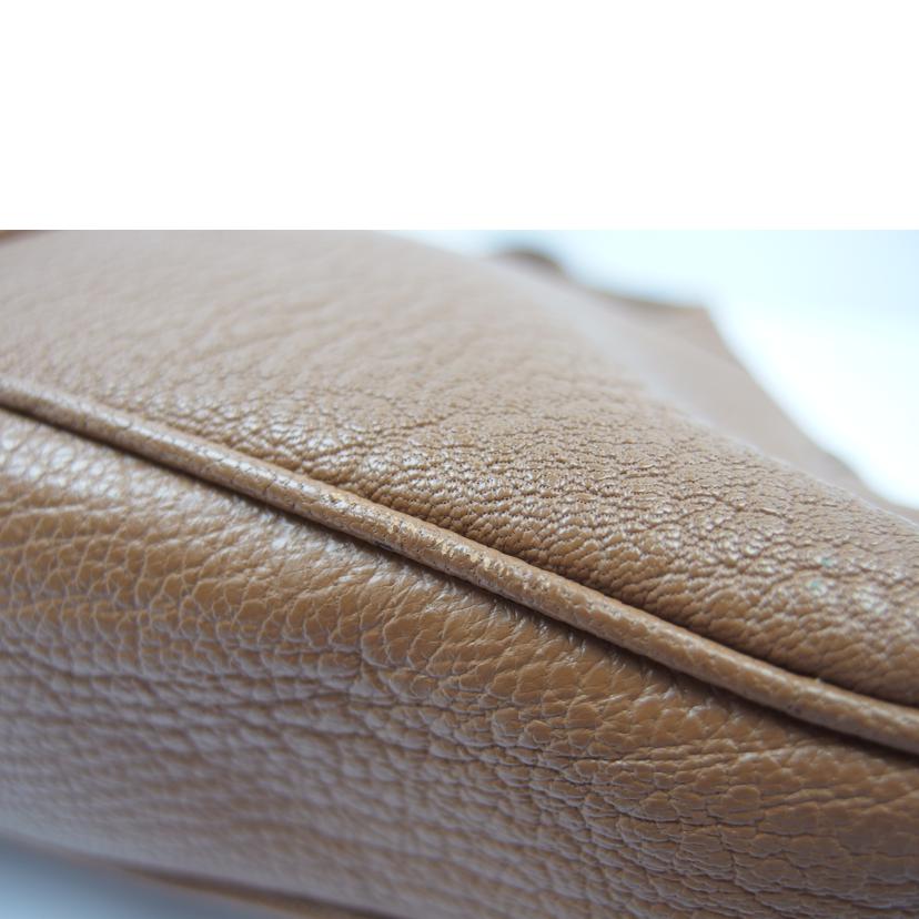 Ｆｅｒｒａｇａｍｏ/レザーワンショルダー/AQ-21 0735//ABランク/83