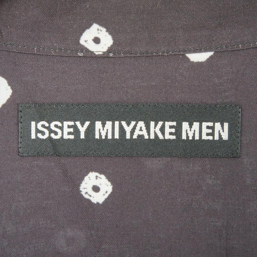 ＩＳＳＥＹ　ＭＩＹＡＫＥ イッセイミヤケ/シャツ//Aランク/75