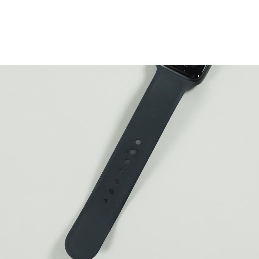 Ａｐｐｉｅ アップル/Ａｐｐｉｅ　ｗａｔｃｈ　ＳＥ　ＧＰＳモデル　４０ｍｍ　/MKQ13J/A//H4HH3694Q07V/Aランク/79