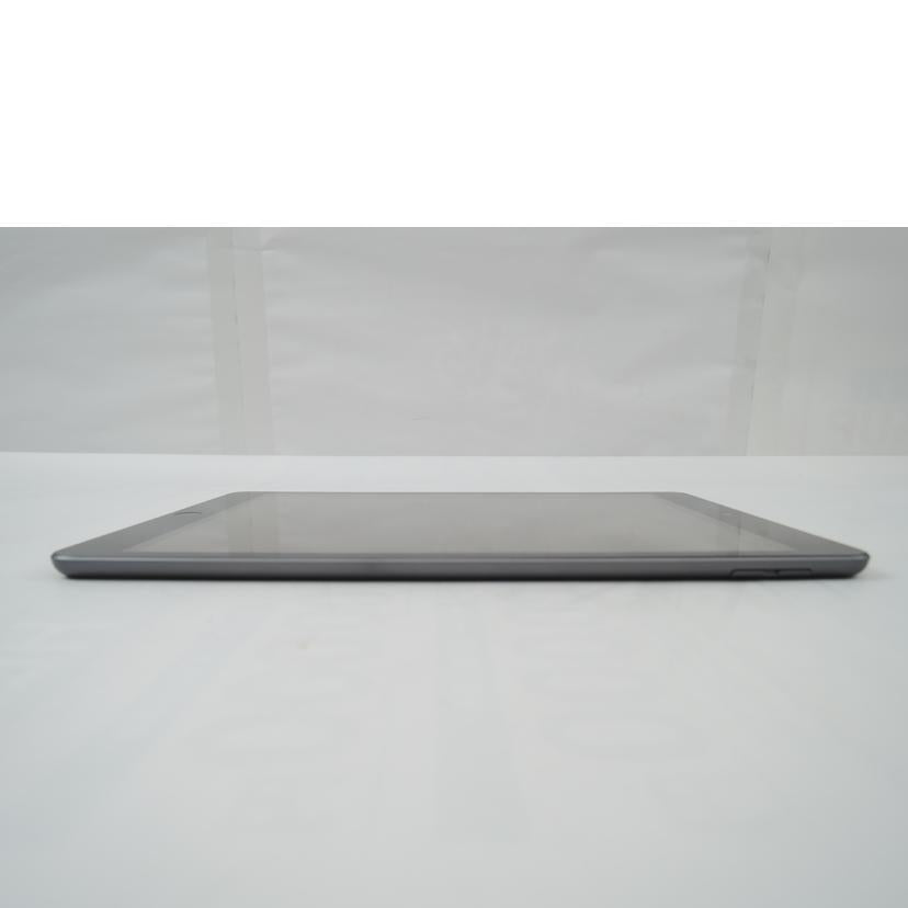 Ａｐｐｌｅ アップル/ｉＰａｄ　第９世代/MK2K3J/A//V6GGF202N2/ABランク/06