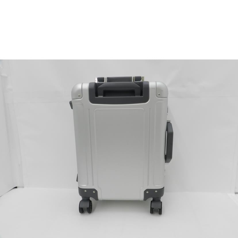 ＺＥＲＯ　ＨＡＬＬＩＢＵＲＴＯＮ ｾﾞﾛﾊﾘﾊﾞｰﾄﾝ/ＺＥＲＯＨＡＬＬＩＢＵＲＴＯＮ　キャリーケース/Geo3.0ｽﾋﾟﾅｰｷｬﾘｰｵﾝ//ABランク/69