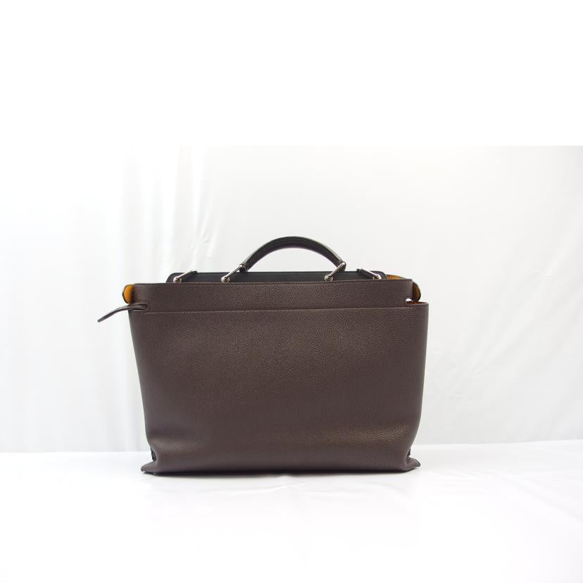 ＦＥＮＤＩ フェンディ/ピーカブーアイコニックエッセンシャル／２ｗａｙ/7VA476･A91A//10429/ABランク/83