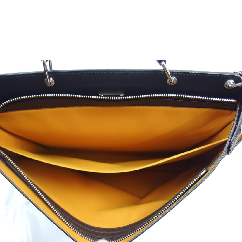 ＦＥＮＤＩ フェンディ/ピーカブーアイコニックエッセンシャル／２ｗａｙ/7VA476･A91A//10429/ABランク/83