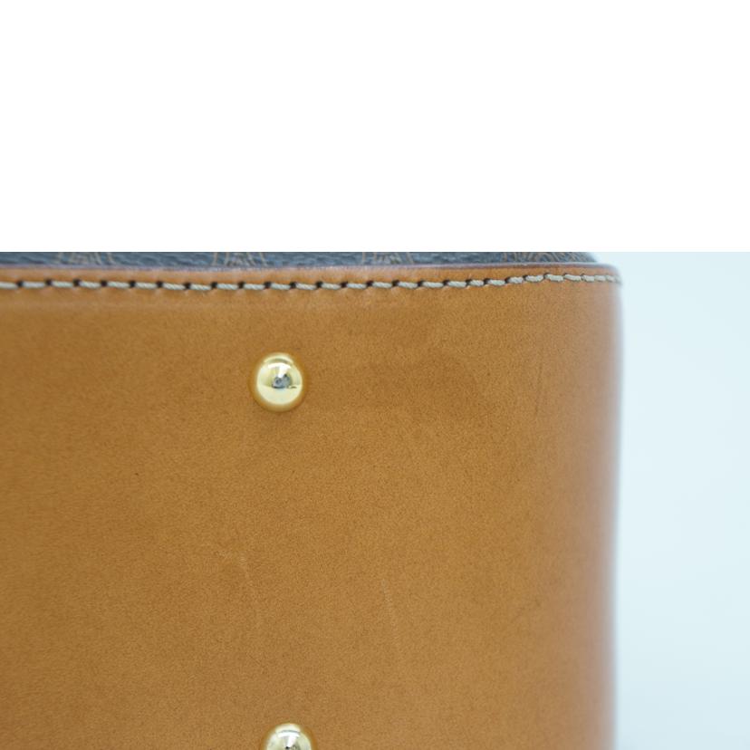 ＣＥＬＩＮＥ セリーヌ　2Wayハンドバッグ　ショルダーバッグ/マカダム柄２ＷＡＹショルダー//DM96/ABランク/09