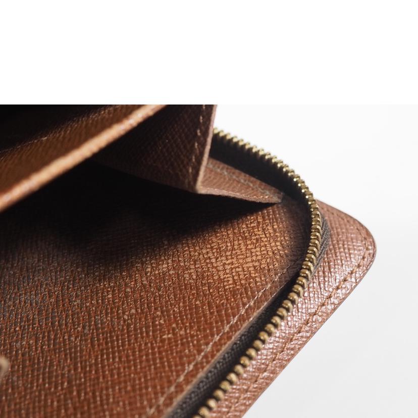 ＬＯＵＩＳ　ＶＵＩＴＴＯＮ ルイヴィトン/コンパクトジップ／モノグラム/M61667//MI0031/Bランク/79