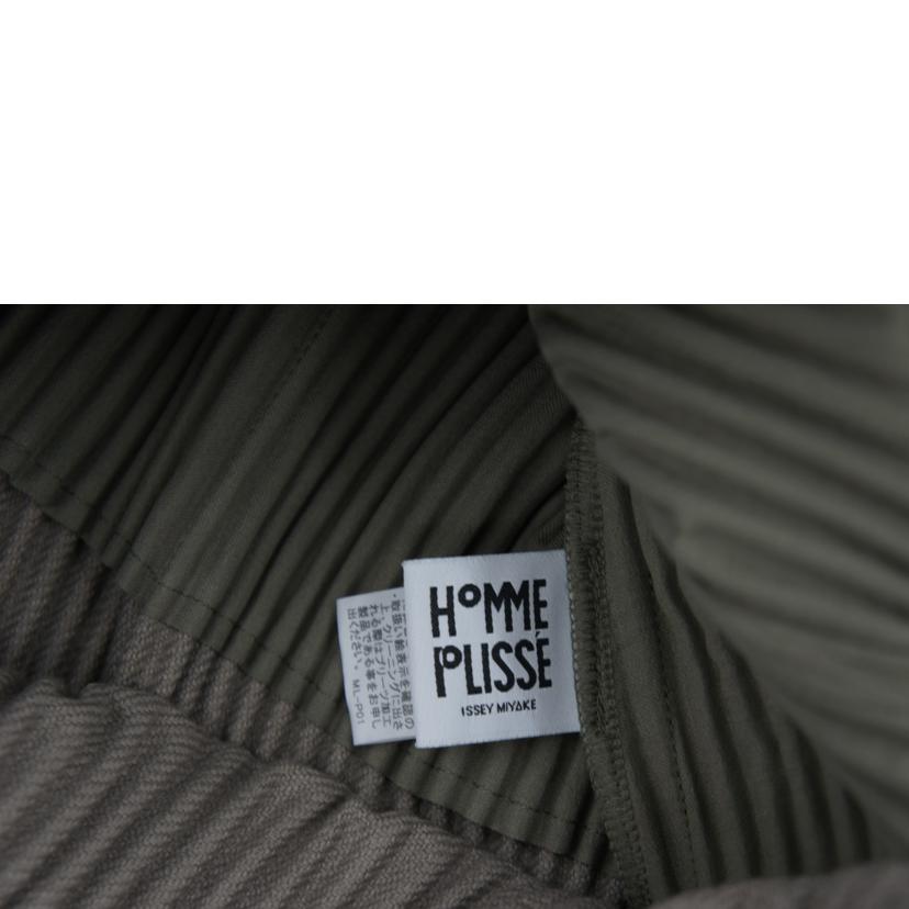 ＩＳＳＥＹ　ＭＩＹＡＫＥ　　 イッセイミヤケ/ＩＳＳＥＹ　ＭＩＹＡＫＥ　　ＨＯＭＭＥ　ＰＬＩＳＳＥ　メンズプリーツコート/HP13FA315//ABランク/05