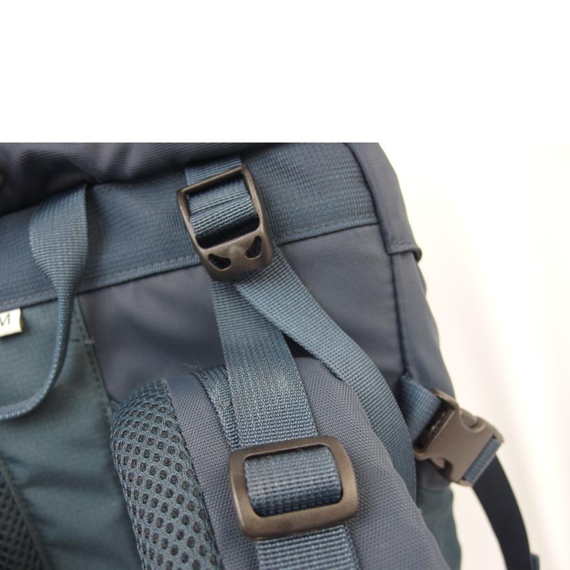 ＴＨＥ　ＮＯＲＴＨ　ＦＡＣＥ ザノースフェイス/ノースフェイス　テルス３０　Ｍサイズ　ドレスブルー/NM06111//ABランク/83