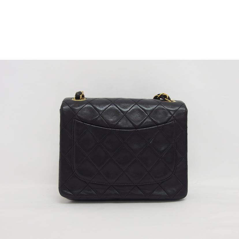 ＣＨＡＮＥＬ　 シャネル/マトラッセ／ラムスキン／ミニショルダーバッグ／ブラック//2913766/ABランク/04