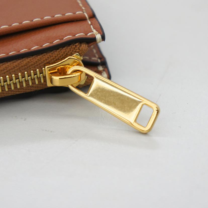 ＣＥＬＩＮＥ CELINE/トリオンフカードケース//W-L******/Aランク/85