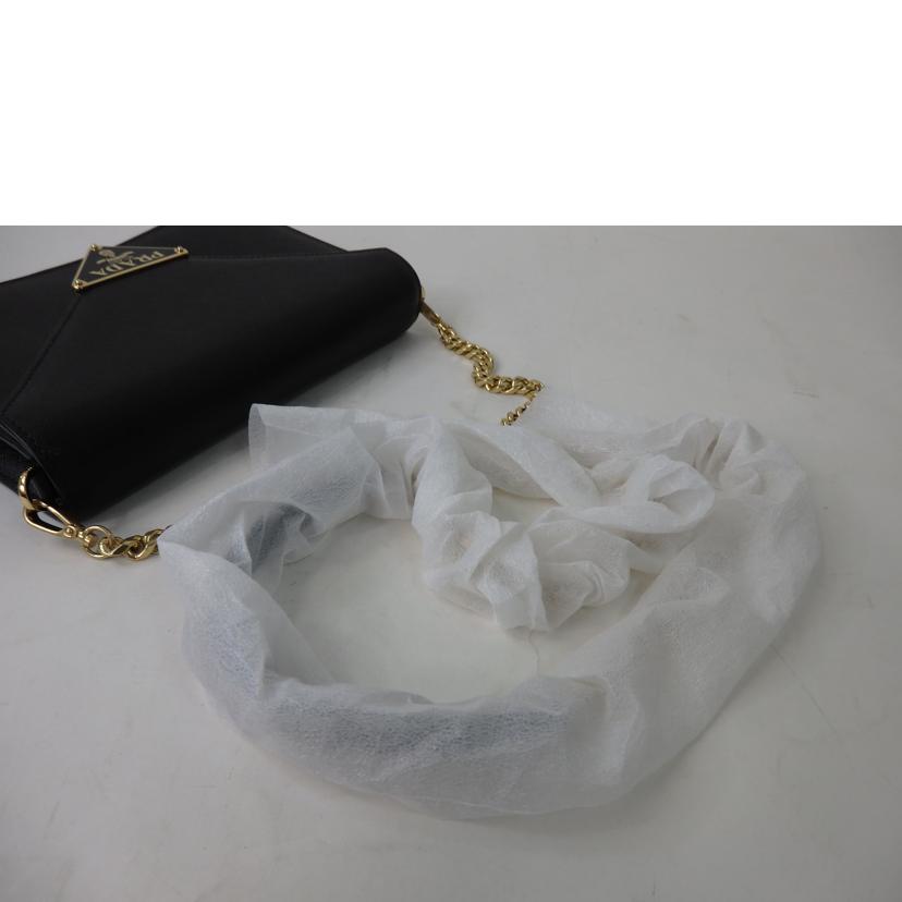 ＰＲＡＤＡ プラダ/サフィアーノレザーショルダーバッグ／トライアングルロゴ/1BD318//Aランク/84