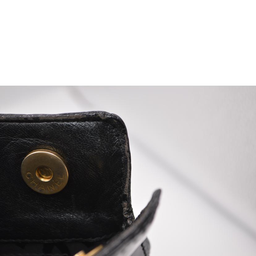 ＣＨＡＮＥＬ シャネル/ココマークカメリアパンチングレザートート／ノワール//8237797/Bランク/89